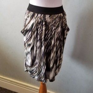 MNG Collection mini skirt with pockets women's size XS (188)